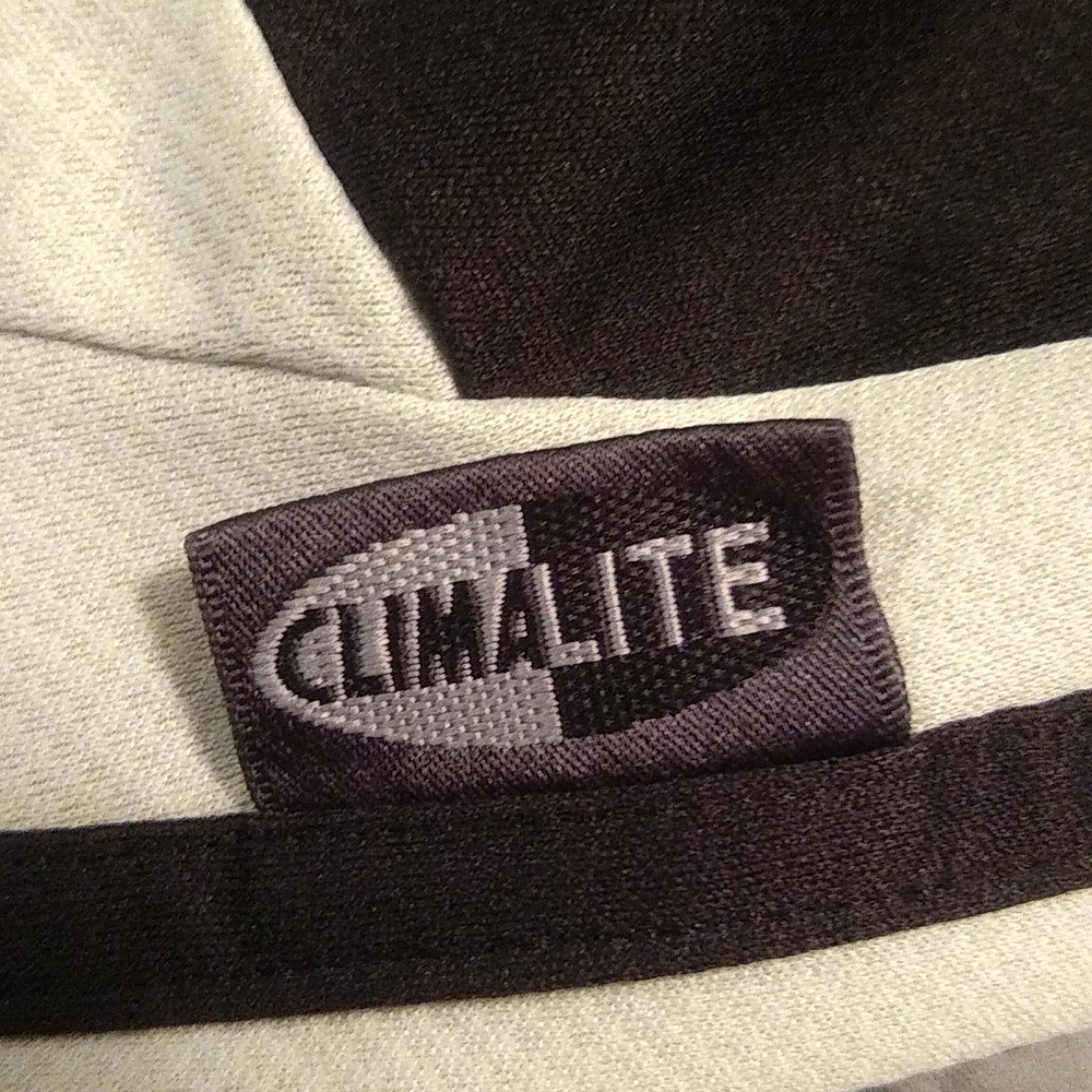 Shorts - Picture 4 of 5